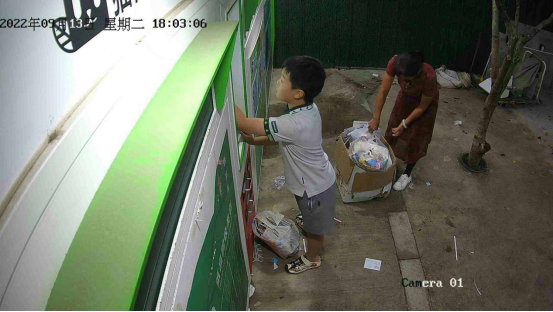 華展貓先生，智能廢品回收箱，廢品回收加盟，舊衣服回收柜